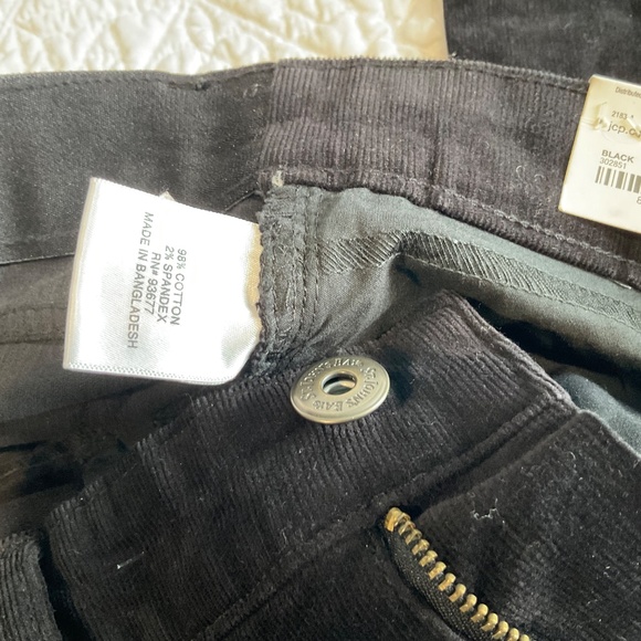 St. John's Bay Black Straight Corduroy Pants Women's Size 6 Mid Rise - Picture 4 of 8